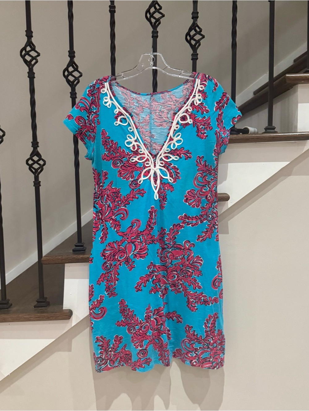 Lilly Pulitzer 100% Cotton Rope Trim V-Neck Dress Style Made in Peru